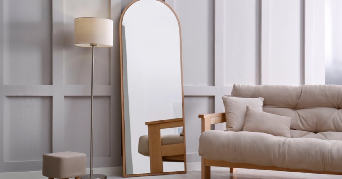 Using Mirrors to make small space look bigger